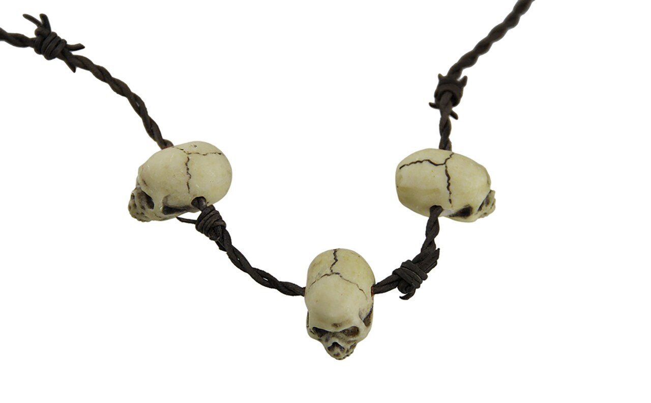 Voodoo Skeleton Plastic Skull Heads Witch Doctor Necklace Halloween Accessories